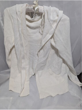 Women's Gap White Knit Hooded Cardigan Sweater Size XS pre-owned